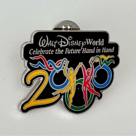Vintage WDW 2000 Celebrate The Future Hand In Hand Disney Park Pin - Picture 4 of 5